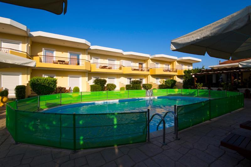Vakis Apartments Zacharo Exterior foto
