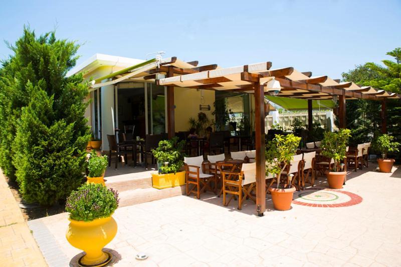Vakis Apartments Zacharo Exterior foto